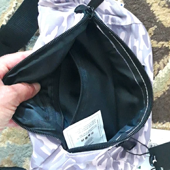 2x*Host Pick*Puma Uniform fanny pack - Picture 10 of 16